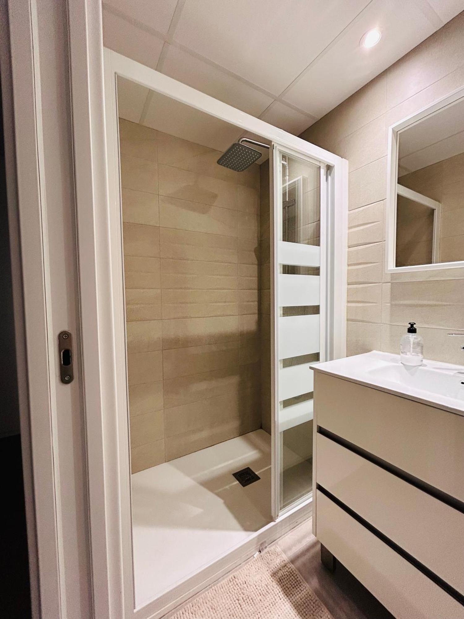 Apartamentos Corteingles Castellon By Tucasanlaplaya Castellón de la Plana Eksteriør bilde